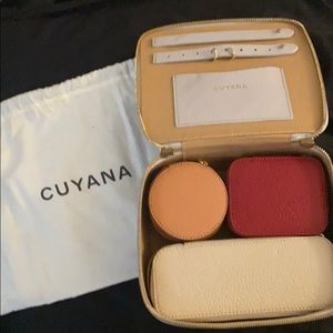 Cuyana x Marie Kondo Case